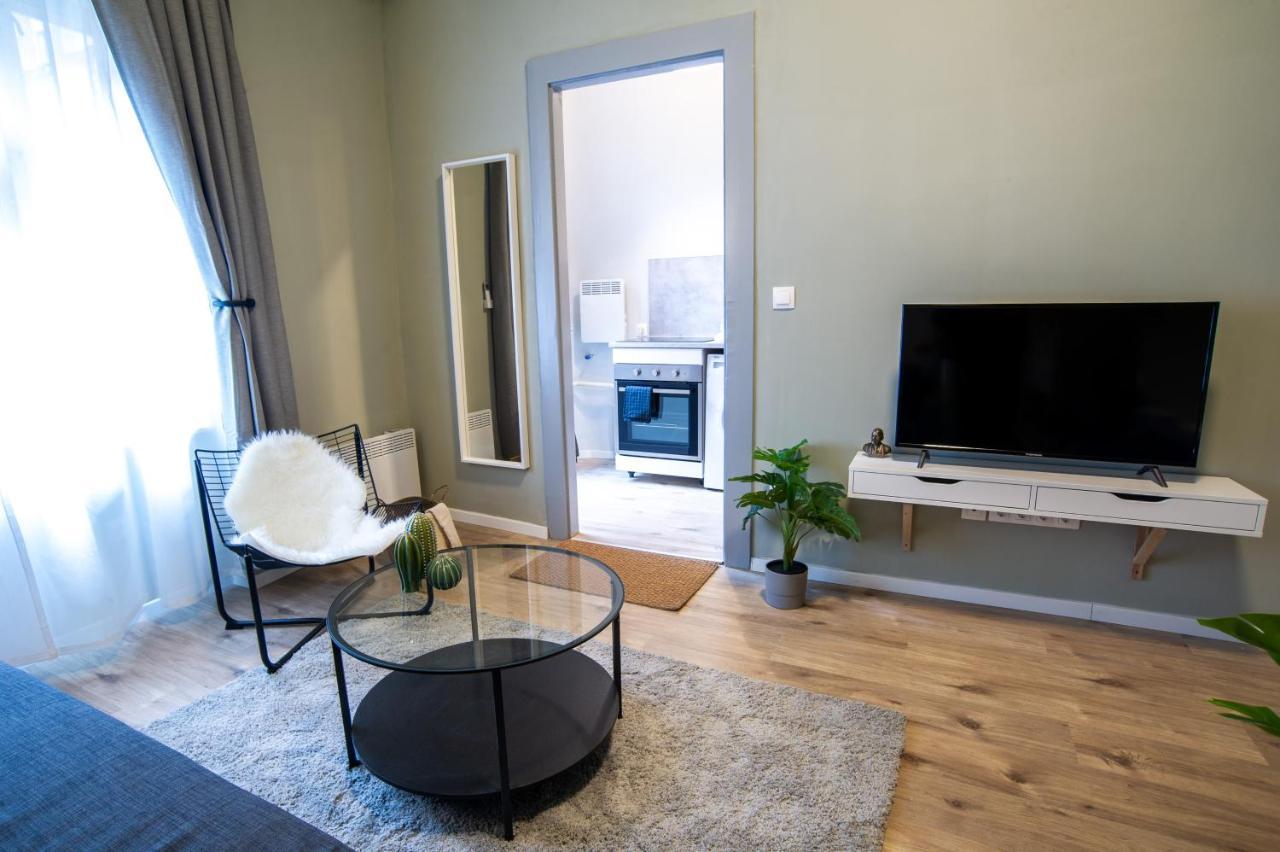 Cozy Apartment On The Boulevard. Budapest Bagian luar foto